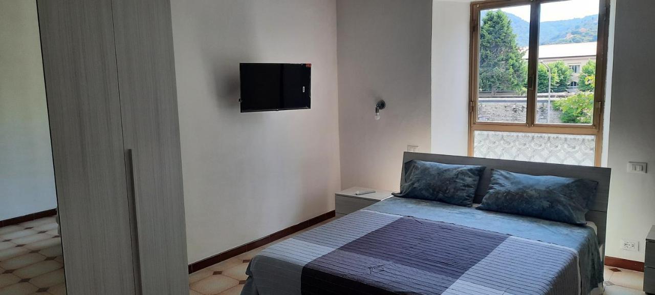 Ferry House Apartment ลาสเปเซีย ภายนอก รูปภาพ
