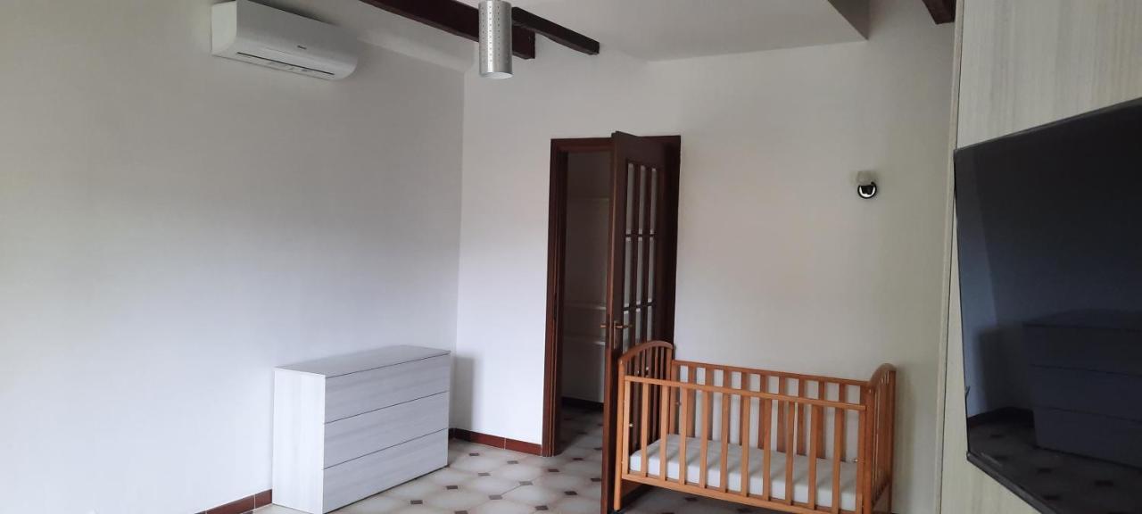 Ferry House Apartment ลาสเปเซีย ภายนอก รูปภาพ